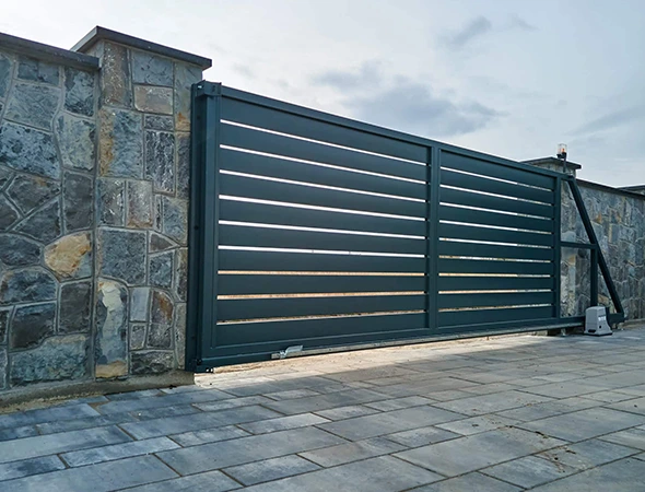 Custom Aluminum Gate Installation Solutions in Highlands BC